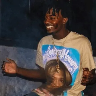 🦋 cf2d047e Loving Memory pria, senyum, kaos, kalung, potret whatsapp sticker