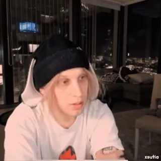 🤨 8c974914 telegram sticker