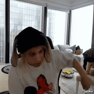 🤔 b5f8f9b2 telegram sticker