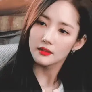 🤨 2b6ee82f telegram sticker