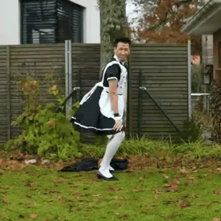 💃 89f7635d 女仆, 服装, 连衣裙, 人, 花园 telegram sticker