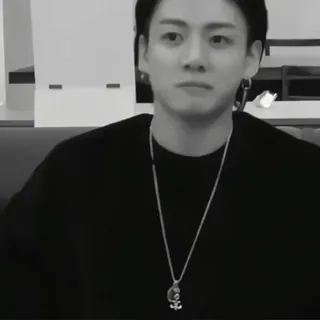 🍑 0c448df4 Jungkook K팝, 가수, 음악, 흑백, 아이돌, BTS telegram sticker