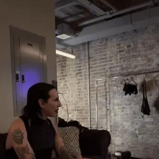 🌟 12c9671a Marilyn Manson musisi, penyanyi, gothic, selebriti, potret telegram sticker