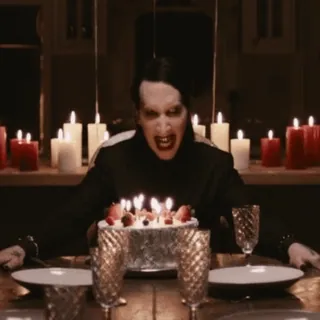 🌟 2e4a1080 Marilyn Manson marilyn manson, penyanyi, kue, ulang tahun, lilin telegram sticker
