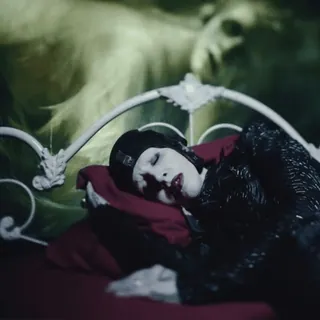 😴 902cc400 wanita, ranjang, tidur, mimpi, gothic, mode telegram sticker