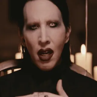 🌟 b43c1fea Marilyn Manson marilyn manson, penyanyi, gothic, makeup, musisi telegram sticker
