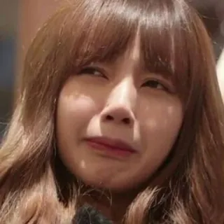 🧐 c224750e facial expression, woman, portrait, funny face telegram sticker