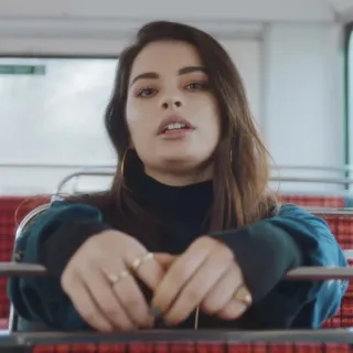 😲 6e0de85f donna, ritratto, interno, autobus, persone, giovane adulto, femmina, bruna telegram sticker