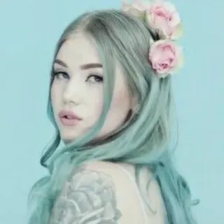 😙 a525d774 donna, ragazza, ritratto, bellezza, fiori, tatuaggio telegram sticker