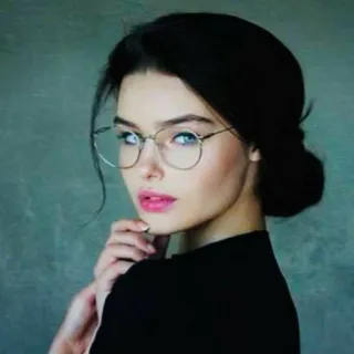 👀 bf76780e ritratto, donna, occhiali, bellezza, moda telegram sticker