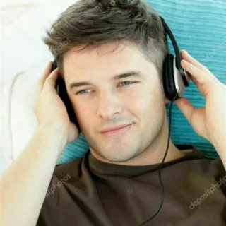 🌝 9ad8703c Mann, Kopfhörer, Musik, hören, lässig, entspannt telegram sticker