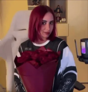 🌟 2266d504 wanita, rambut merah, bunga, buket, orang whatsapp sticker