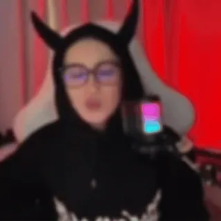 💋 f5a2e3d9 whatsapp sticker