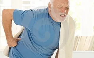 😑 88a6ddb9 dolore, infortunio, malattia, anziano, mal di schiena, medico telegram sticker