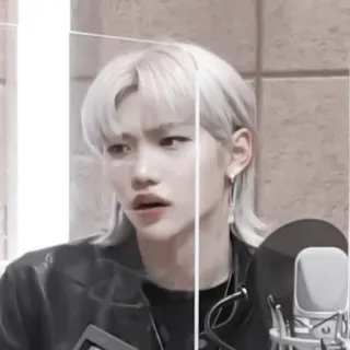 🍩 6c283254 Felix felix, kpop, stray kids, penyanyi, idola whatsapp sticker