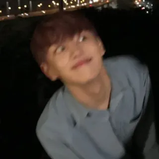 😬 175fc154 인물사진, 사람, 남성, 미소 telegram sticker