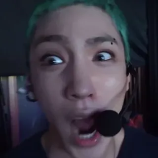 😖 6e3225b2 사람, 어리석은, 마이크, 인물 사진, 표정 telegram sticker