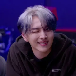 😚 cb390a94 telegram sticker