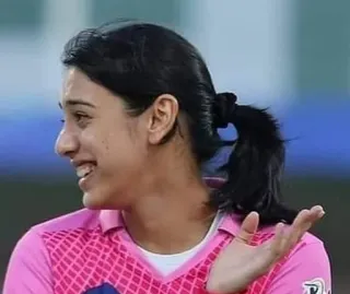 😂 5d7b3d98 mulher, retrato, sorriso, feminino, pessoa telegram sticker