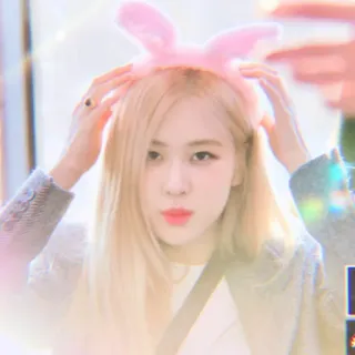 🍭 6e665a64 여자, 토끼 귀, 귀여운, 로제 telegram sticker