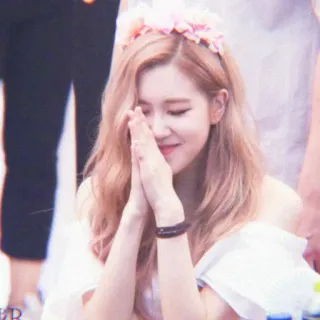 🌹 cc22e70b Rosé 로제, 가수, K팝, 블랙핑크, 연예인, 아이돌, 로즈 telegram sticker