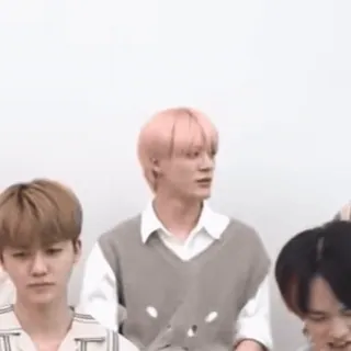 ☝️ dadc33f3 whatsapp sticker