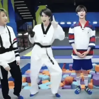 🕺 e8bdd18e taekwondo, artes marciales, amigos, deportes, juventud, diversión whatsapp sticker