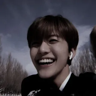 🤡 32bb61c9 笑顔, 男性, ポートレート, 人, 幸せ telegram sticker