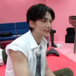 🍕 de90fae3 telegram sticker