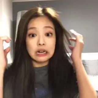 😨 ffc96d46 visage, expression, femme, portrait, choc, drôle telegram sticker