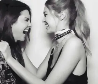 😹 091ccbd3 женщины, дружба, счастье, смех, праздник telegram sticker