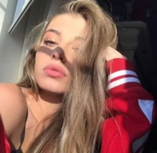 👀 f4cd6088 woman, portrait, girl, beauty, person telegram sticker