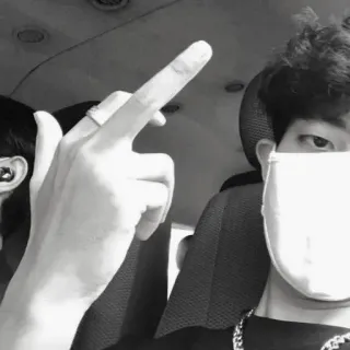 ⚫️ d4833ea2 นิ้วกลาง, ท่าทางหยาบคาย, คน, ขาวดำ telegram sticker