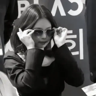 👀 60f7a142 telegram sticker