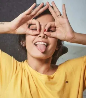 😜 5f864dc0 ผู้หญิง, คน, ลิ้น, ตลก, โง่ telegram sticker