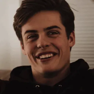 😂 c228b5ea 인물 사진, 남자, 미소, 사람 telegram sticker