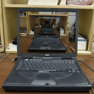 💻 8b3df129 laptop, komputer, refleksi, rekursi, tak terbatas, Dell, teknologi whatsapp sticker