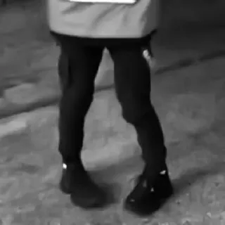 🦵 ce3fb3c8 telegram sticker