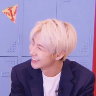 🐥 91759ead MELLY
25%
OFF réduction, vente, offre, Melly telegram sticker