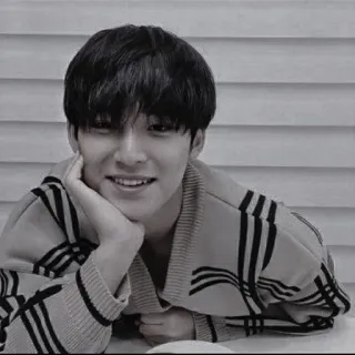 ⛓️ 53ec028b mężczyzna, osoba, portret, twarz, uśmiech telegram sticker