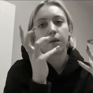 🛹 e9b9c60a whatsapp sticker