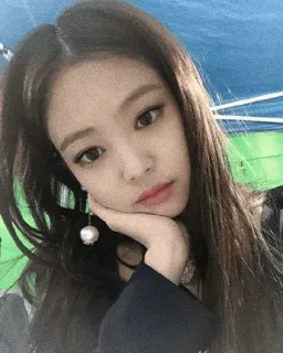 🌸 5bdef632 Jennie Kim kpop, jennie, blackpink, singer, idol, selfie, portrait telegram sticker