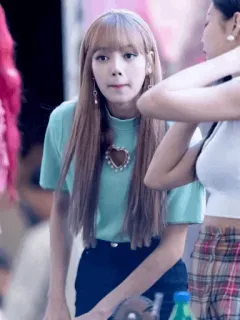 🌼 6af6c6bc Lisa kpop, lisa, idol, singer, fashion, style telegram sticker