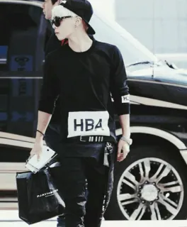 🚶‍♀ 06d60576 HBA 패션, 스트릿패션, 스타일, 어반 telegram sticker