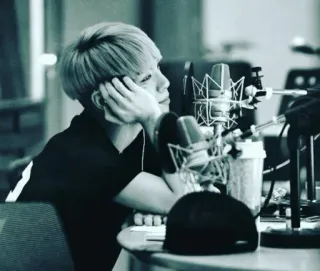 😞 573cb955 telegram sticker