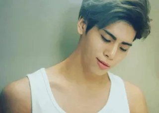 😏 5b34a2f1 남자, 인물 사진, 사람, 남성, 흰 탱크탑 telegram sticker