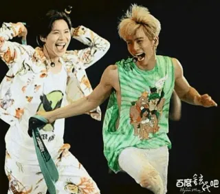 💃 91c71b46 百魔镁铝吧 사람들, 유명인, 콘서트, 음악, 공연 telegram sticker