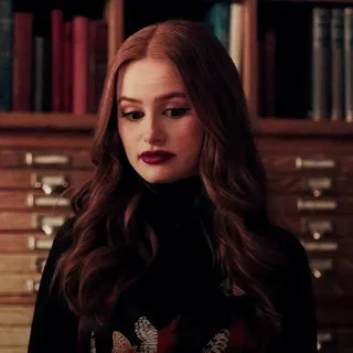 🙁 d915bb87 Cheryl Blossom Riverdale 셰릴 블로섬, 리버데일, TV 프로그램, 청춘 드라마, 빨간 머리, 매들린 페치 telegram sticker