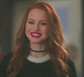 😬 e3788967 Cheryl Blossom Riverdale 십대 드라마, 리버데일, 셰릴 블로섬, 마델린 페치, 빨간 머리, TV 프로그램, 캐릭터 telegram sticker