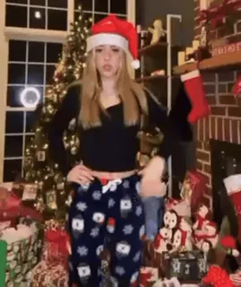 😎 9461918f kerst, kerstmuts, meisje, pyjama, feestdagen, kerstboom, cadeaus telegram sticker